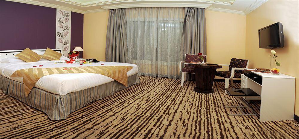 Al Waha Hotel DDjeddah Extérieur photo