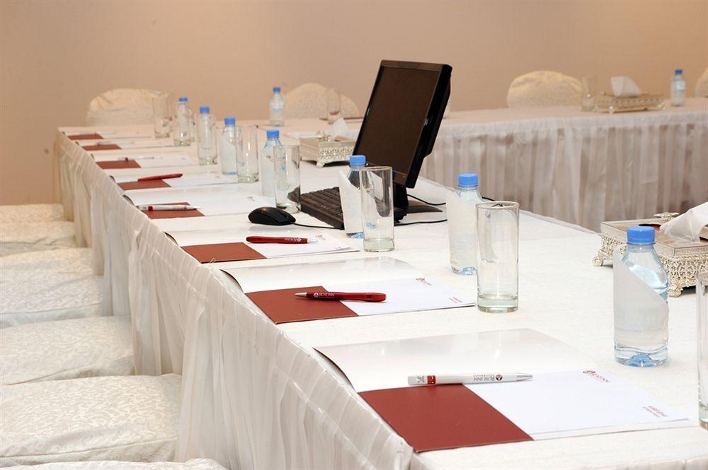 Al Waha Hotel DDjeddah Extérieur photo