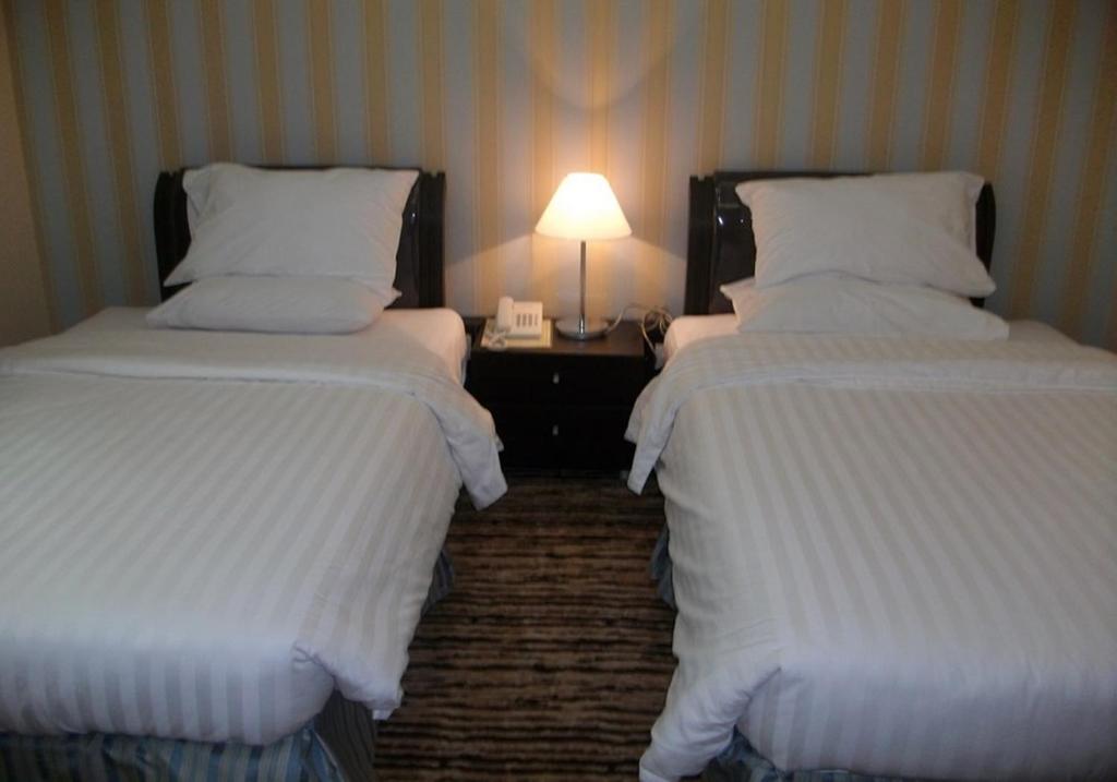 Al Waha Hotel DDjeddah Extérieur photo