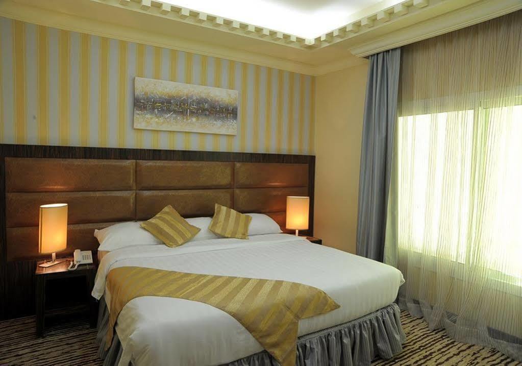 Al Waha Hotel DDjeddah Extérieur photo